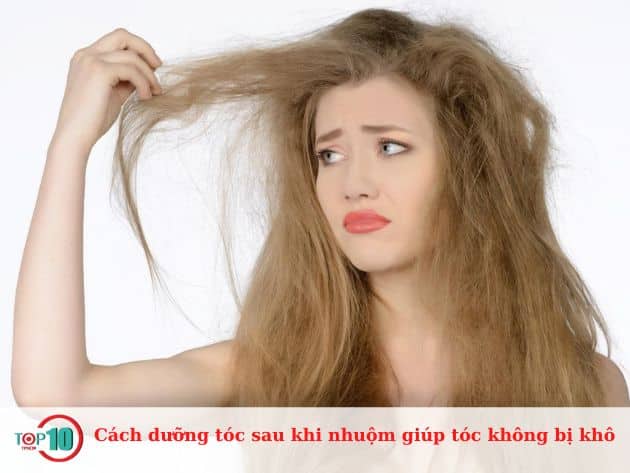 Cách dưỡng tóc sau khi nhuộm giúp tóc không bị khô