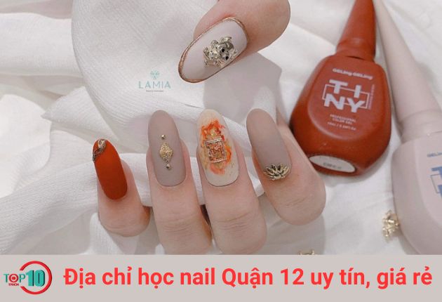 Các khóa học nail cơ bản tại Chou Beauty