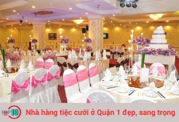 Phúc An Khang là một trong những nhà hàng tiệc cưới quận 1 đẹp