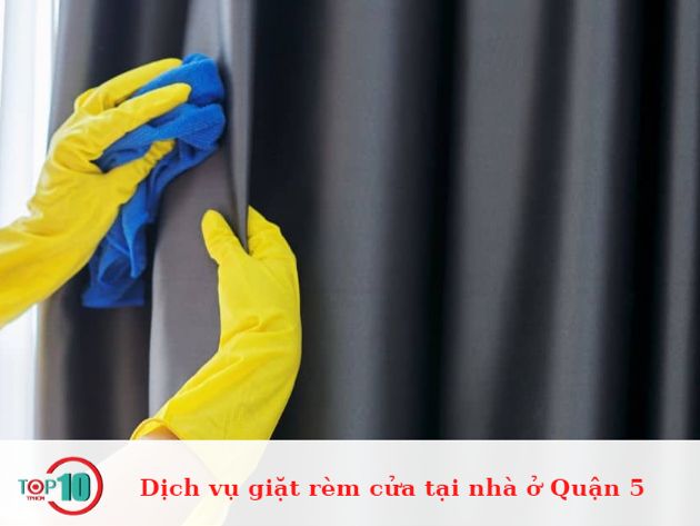 Dịch vụ giặt rèm cửa tại nhà ở Quận 5