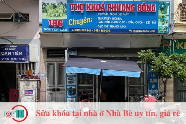 Thợ khóa Phương Đông