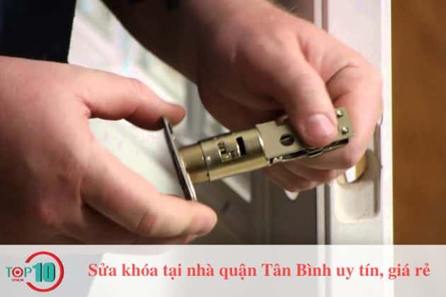 Sửa khóa Bàu Cát