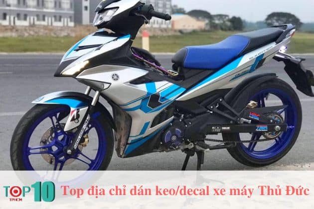 Cơ sở dán keo xe Lam Hùng