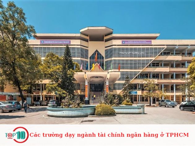 Các trường dạy ngành tài chính ngân hàng ở TPHCM