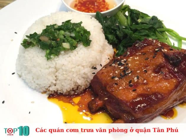 Các quán cơm trưa văn phòng ở quận Tân Phú