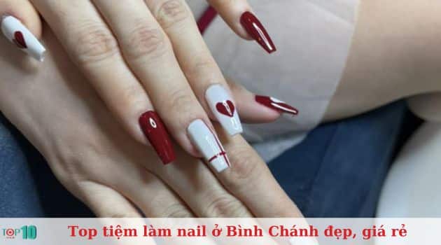 Trinh nail