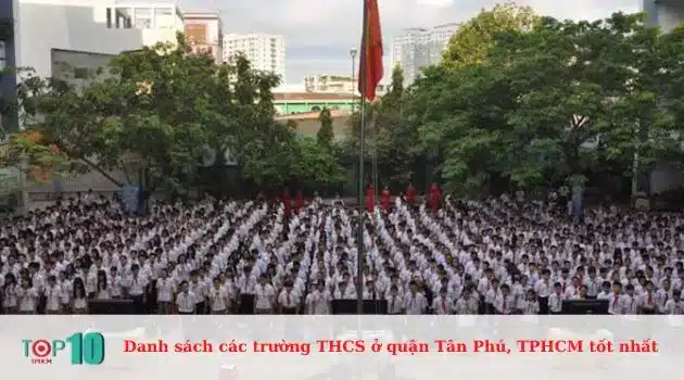 Trường THCS Thoại Ngọc Hầu