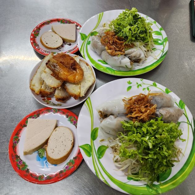 Bánh cuốn ở Quận 3 ngon, giá rẻ