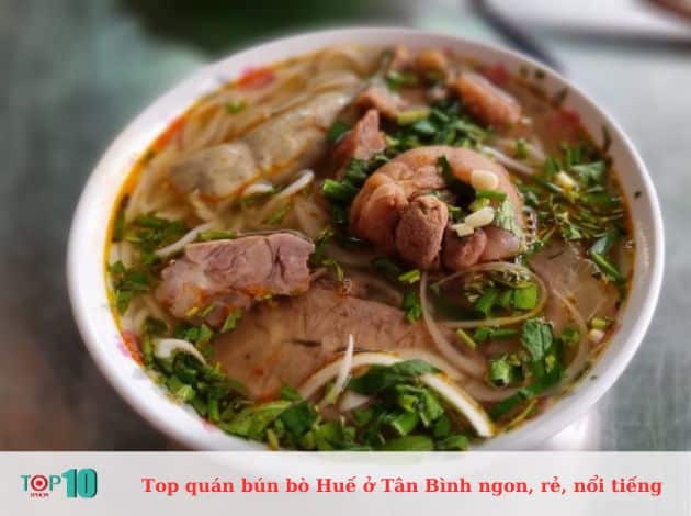 Bún Bò Huế Hương Giang