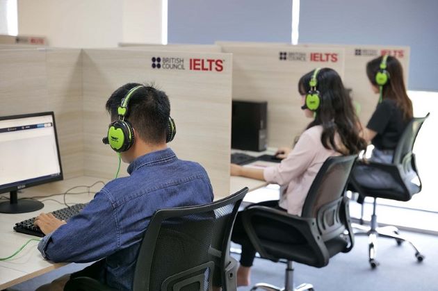 Thi IELTS trên máy tính như thế nào?