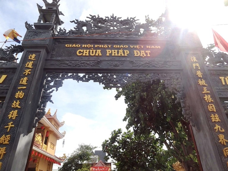 Chùa Pháp Đạt