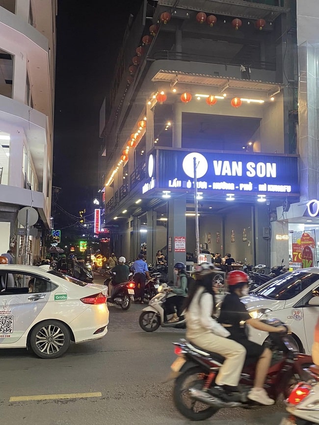 Van Son Lẩu