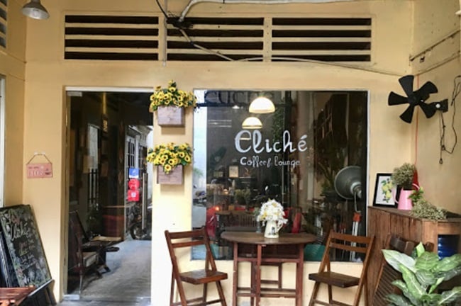 Cliché Coffee and Music