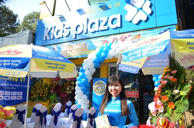 Cửa hàng mẹ và bé Kids Plaza