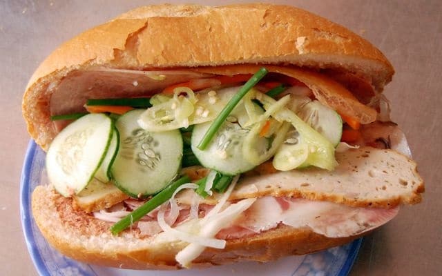 Bánh Mì Cô Điệp Truyền thống