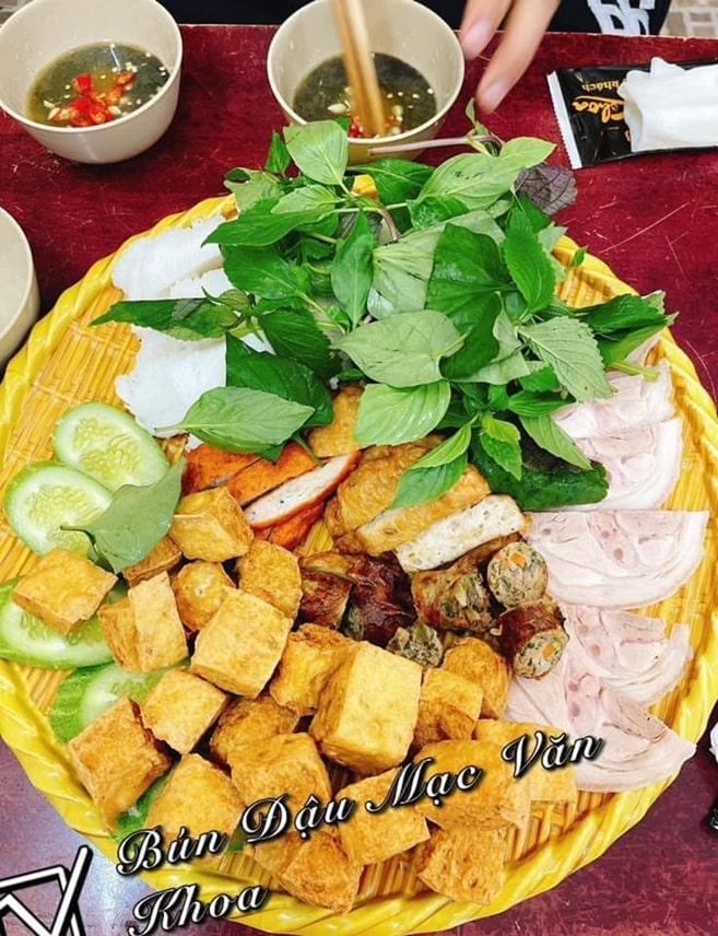 Bún đậu mắm tôm Mạc Văn Khoa