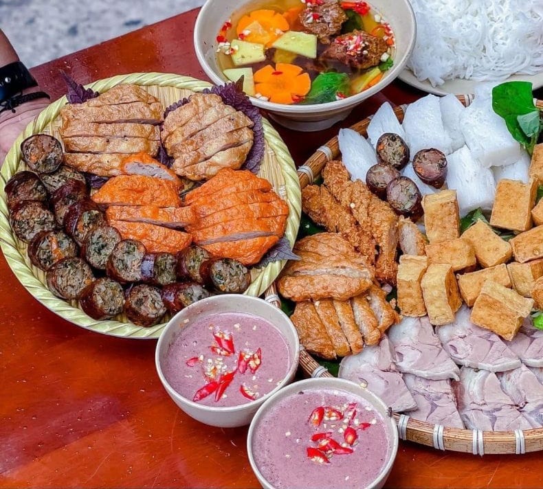 Bún Đậu Mắm Tôm Mẹ Tôi