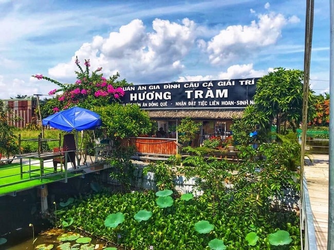 Hương Tràm Quán