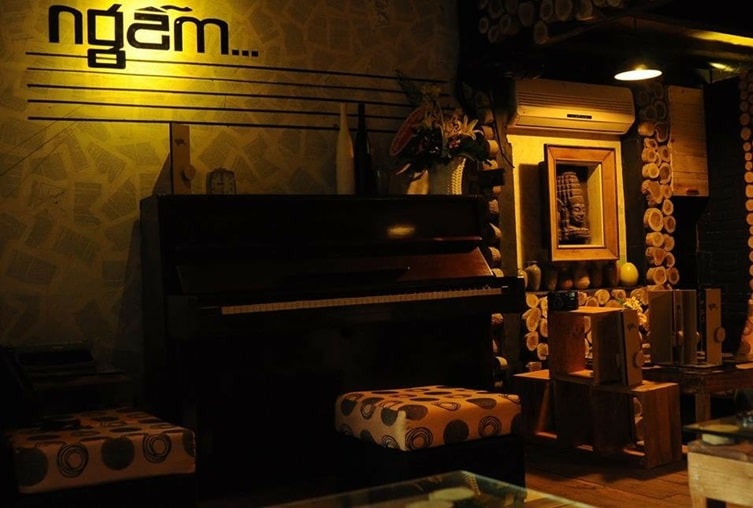 Tiệm cafe có hát nhạc acoustic tại Quận 10