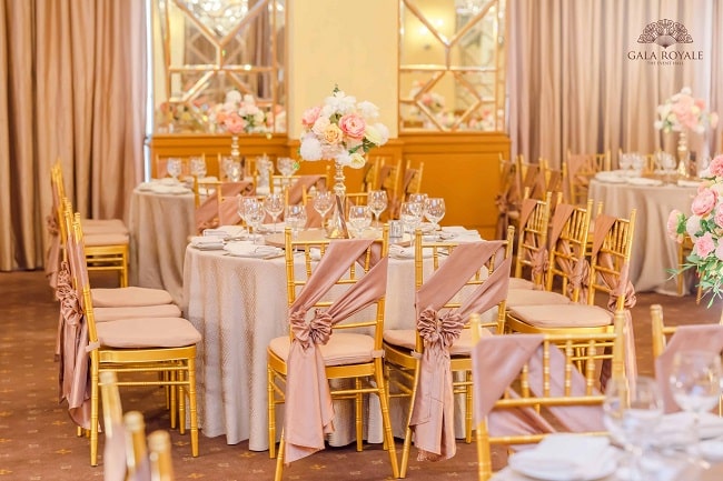 Tòa nhà sự kiện Gala Royale