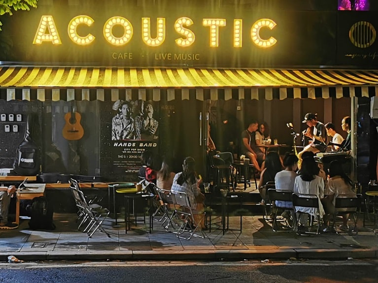 Top quán cafe nghe nhạc acoustic ở quận Tân Phú