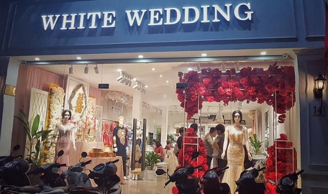 WHITE WEDDING