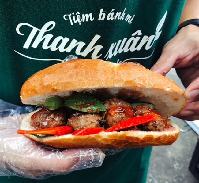 Tiệm bánh mì Thanh Xuân