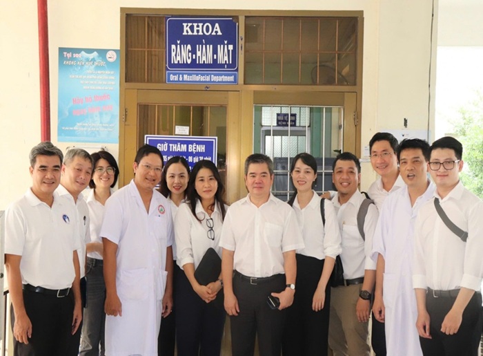 Đội ngũ bác sĩ Bệnh viện Răng Hàm Mặt Trung ương TP.HCM
