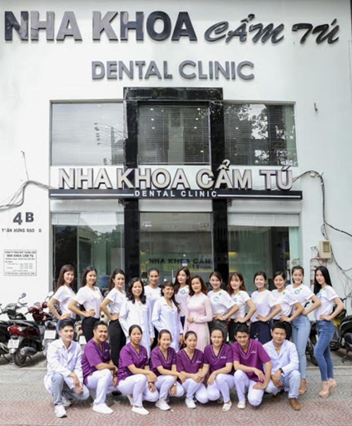 Đội ngũ Nha Khoa Cẩm Tú